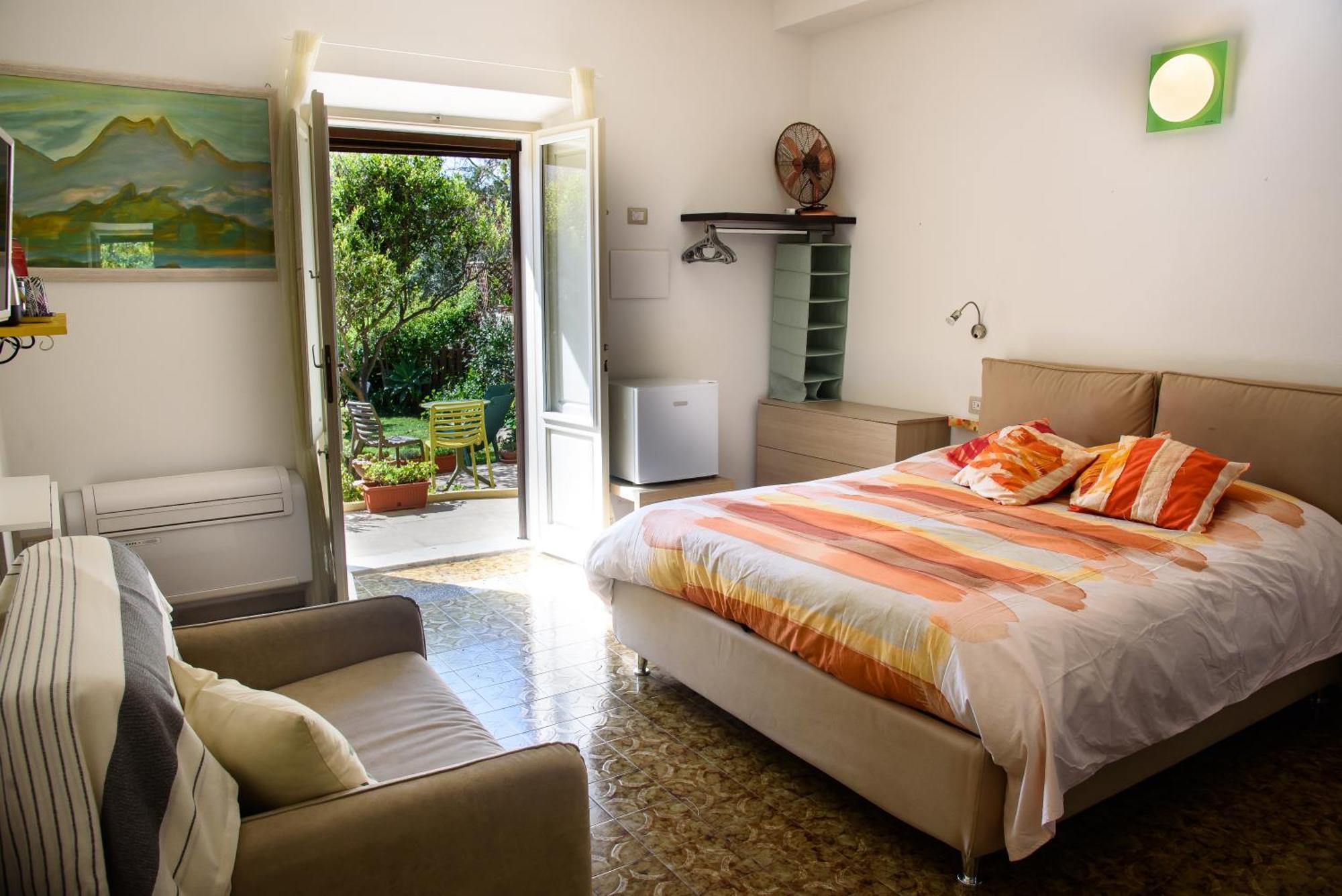 Il Giardino Di Tatiana Rooms & Breakfast ลามัดดาเลนา ภายนอก รูปภาพ